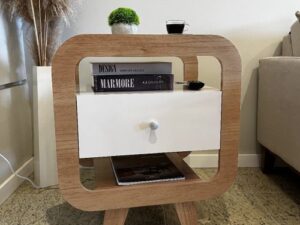 Mesa de Cabeceira Theo Com USB – 0,55×0,65M – 1G  – LD/2.92
