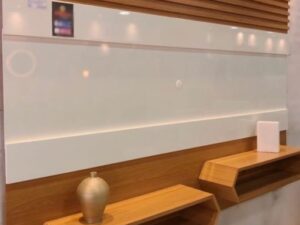 Painel suspenso Mônica ripado PA22  tv 65′ – 2,20 – 100% MDF –  DALLA COSTA – 6.2 – TD