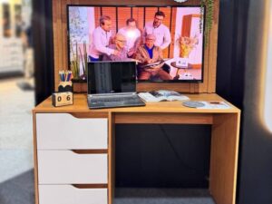 Escrivaninha com Painel Doble Cinamono/Off White – MÓVEIS ALBATROZ – 1.20m – 4.7/TD